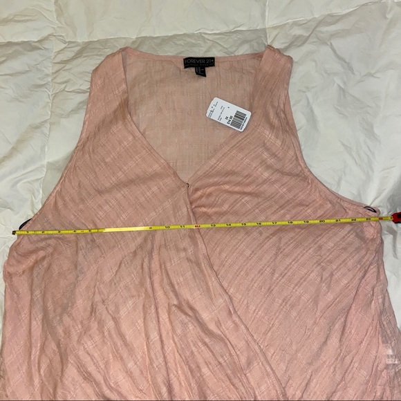 Forever 21 sleeveless blouse. Sleeveless blouse 3X - Picture 3 of 5